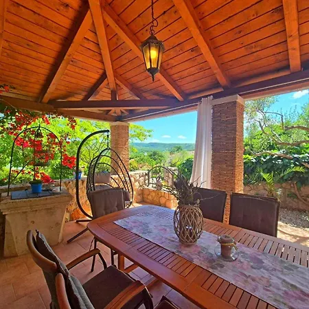 Charming Stone House By The Sea Βίλα Čižići