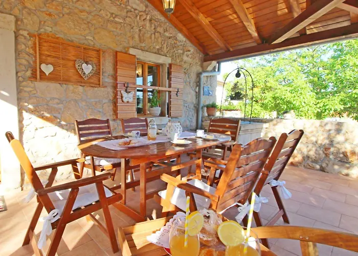 Charming Stone House By The Sea * Čižići